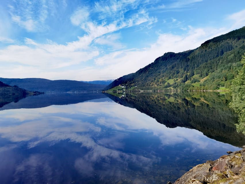 2-day-tour-to-hardangerfjord-flam-naeroyfjord-voringsfossen