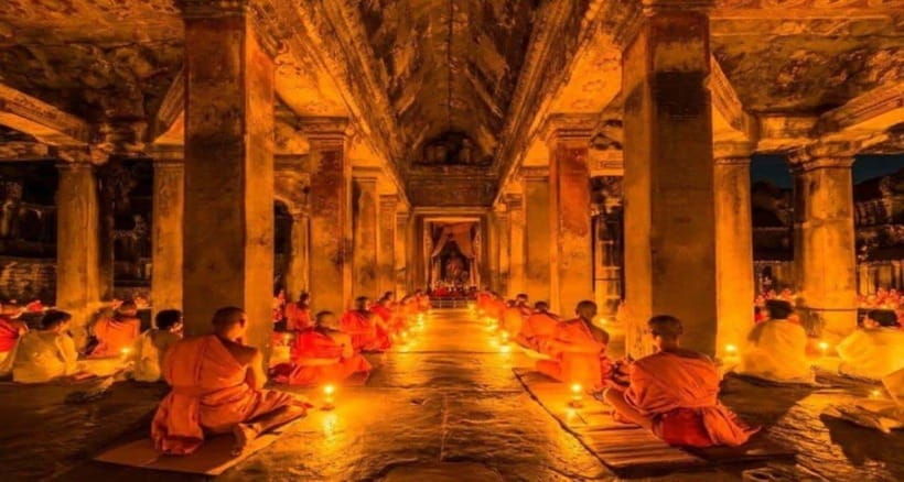 2-days-angkor-sunrise-banteay-srei-floating-village-tour