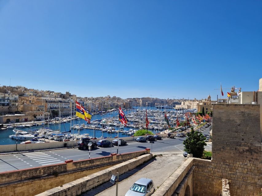 3-cities-walk-tour-birgu-vittoriosa-with-our-guides
