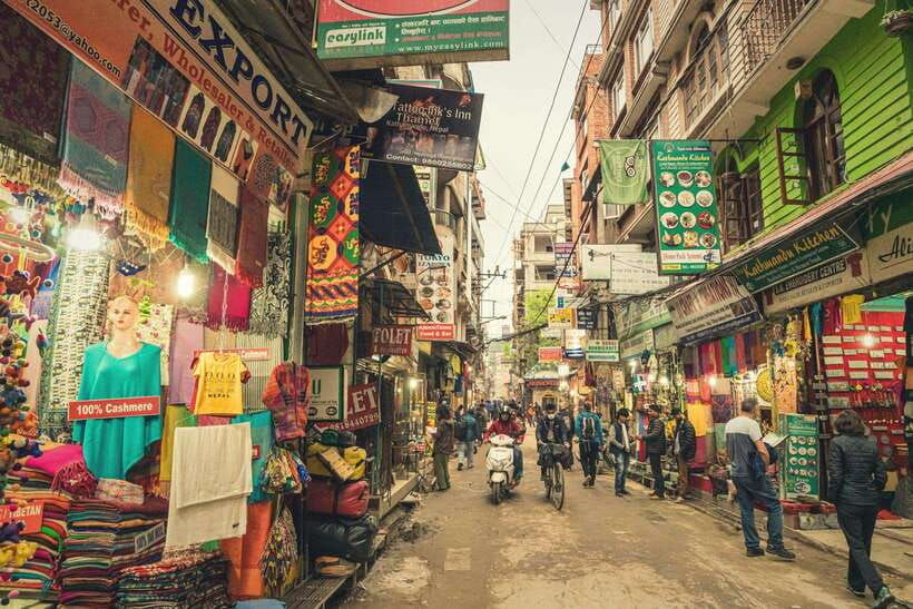 3-hours-thamel-sightseeing-tour-by-rickshaw-in-kathmandu