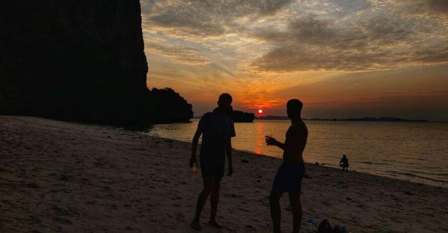 4-island-sunset-private-luxury-vintage-boat