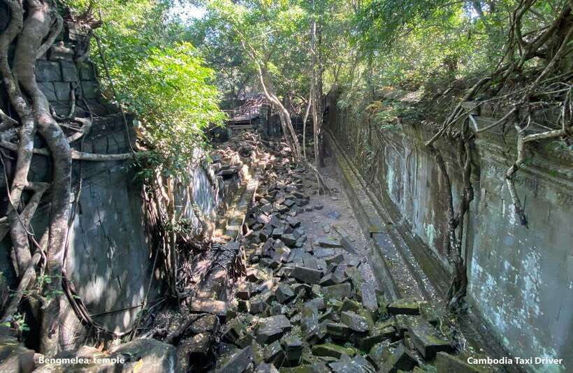 a-day-trip-to-beng-melea-and-koh-ker-temples-from-siem-reap
