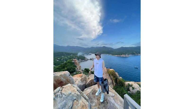 a-journey-to-the-serene-vinh-hy-bay-discovering-hidden-gems