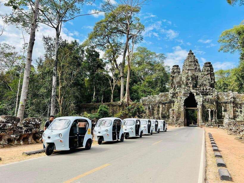 angkor-wat-small-or-big-tour-by-electric-autorickshaws