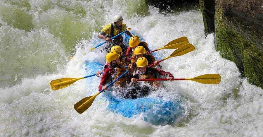 arequipa-rafting-on-the-chili-river-2