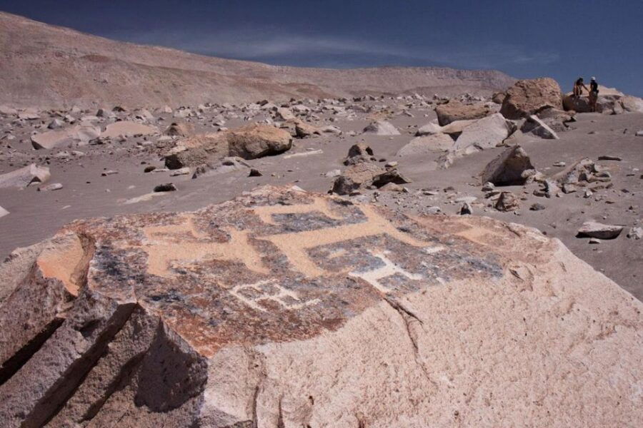 arequipa-route-of-sillar-and-petroglyphs-of-culebrillas