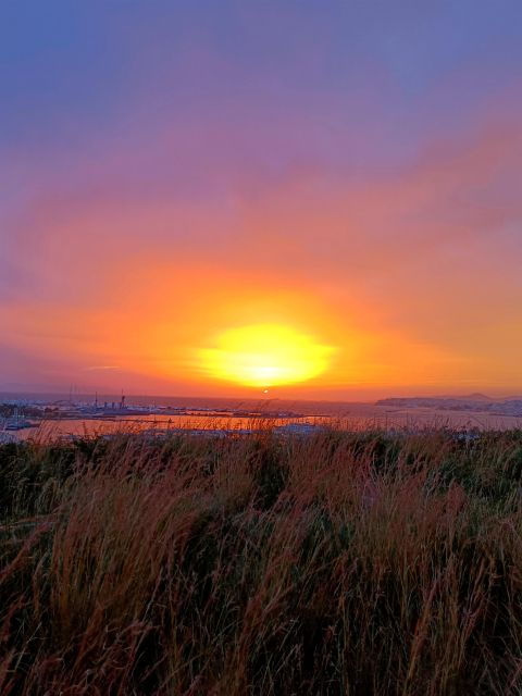 athens-authentic-neighborhoods-the-beach-bike-tour