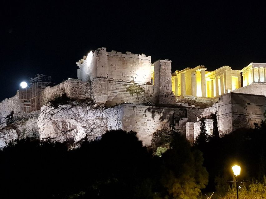 athens-discover-the-city-electric-bike-tour-by-night