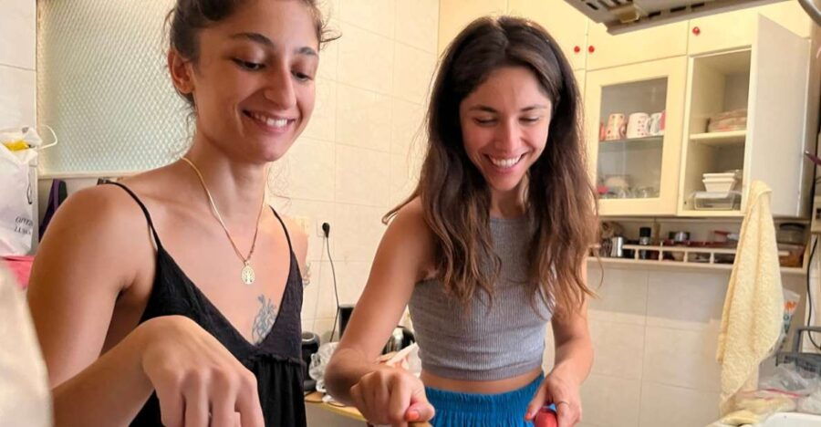 authentic-turkish-breakfast-cooking-at-home-with-locals