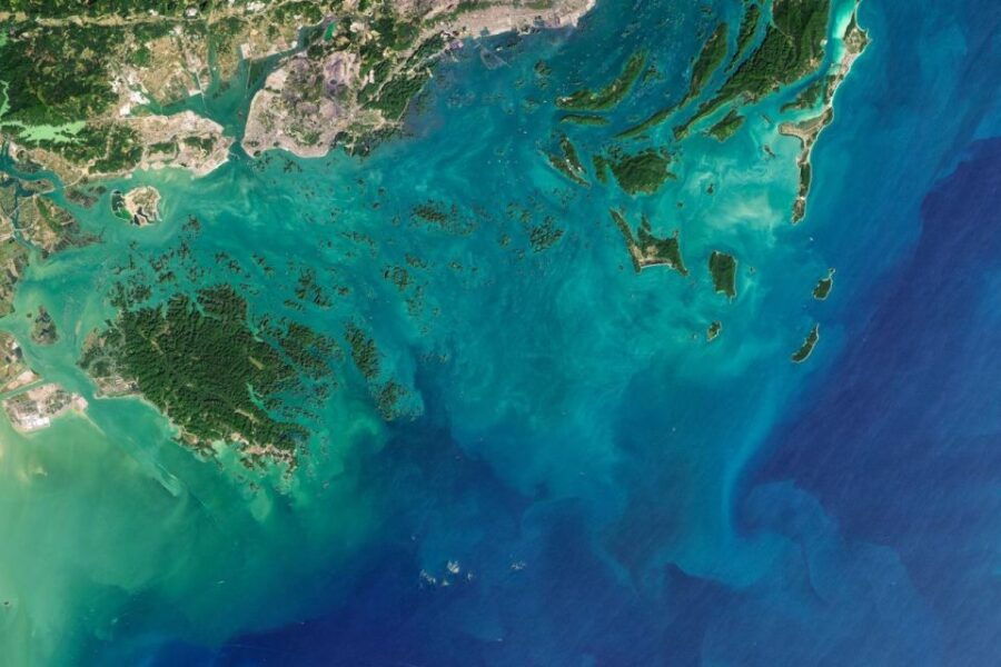 bai-tu-long-bay-sail-away-in-2d1n