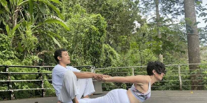 bali-bliss-yoga-floating-breakfast-and-rice-terrace-walk