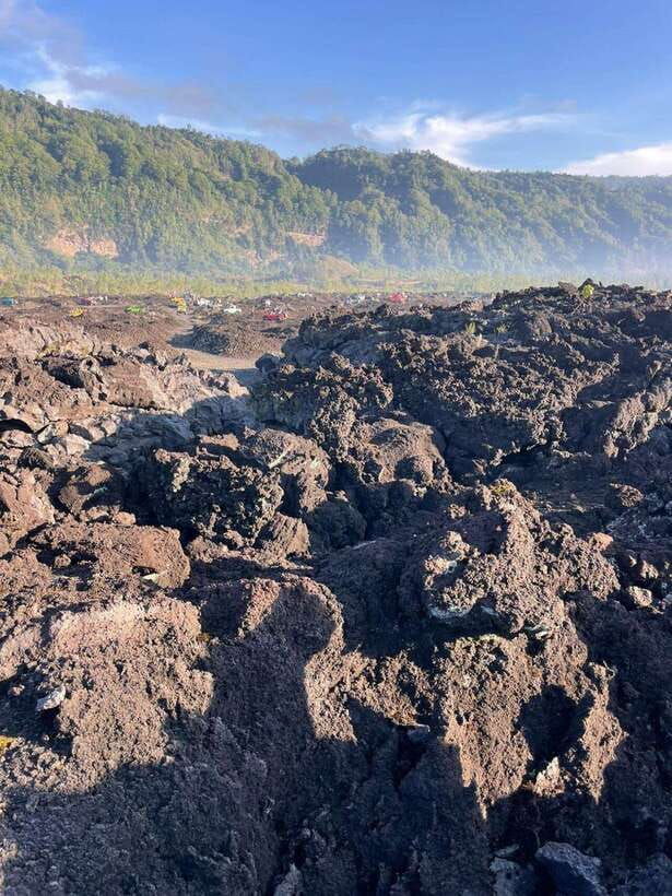 bali-mount-batur-jeep-sunrise-hot-spring-all-inclusive