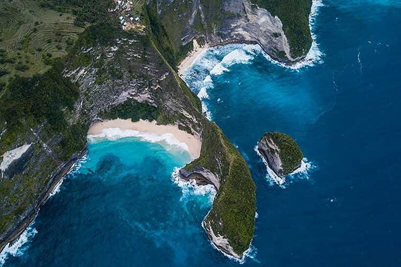 bali-nusa-penida-beach-side-exploration-and-club-activities