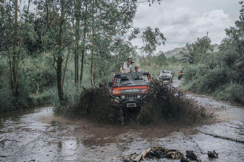 bali-private-jeep-and-black-lava