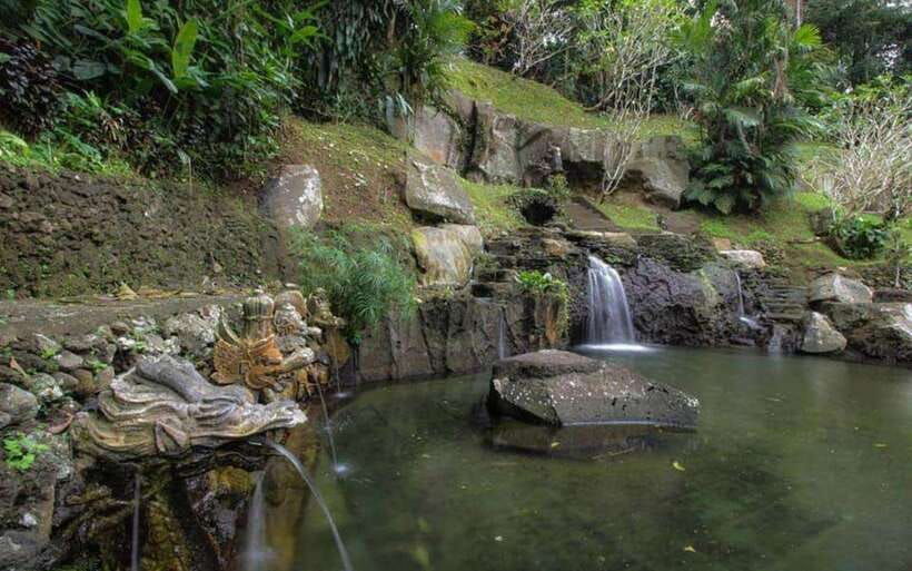 bali-spiritual-tour-with-meditation-and-puja-ceremony