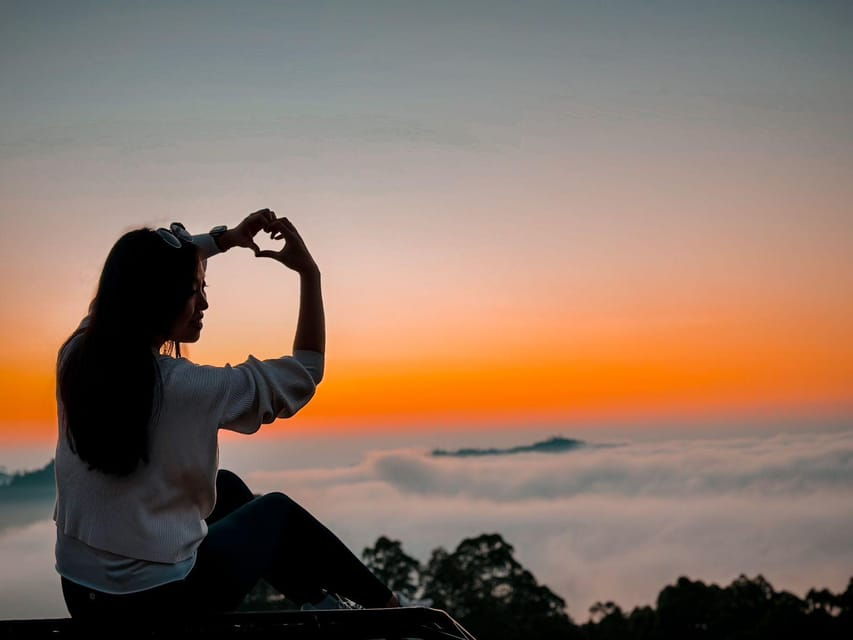 bali-sunrise-jeep-mount-batur-black-lava-and-hotspring