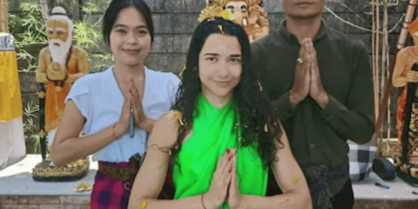 bali-ubud-body-cleansing-purification-melukat-ceremony