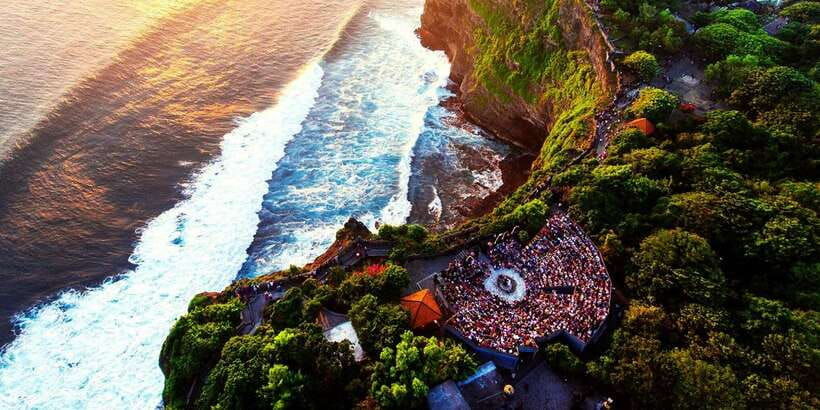 bali-watersport-culture-tour-gwk-park-uluwatu-temple