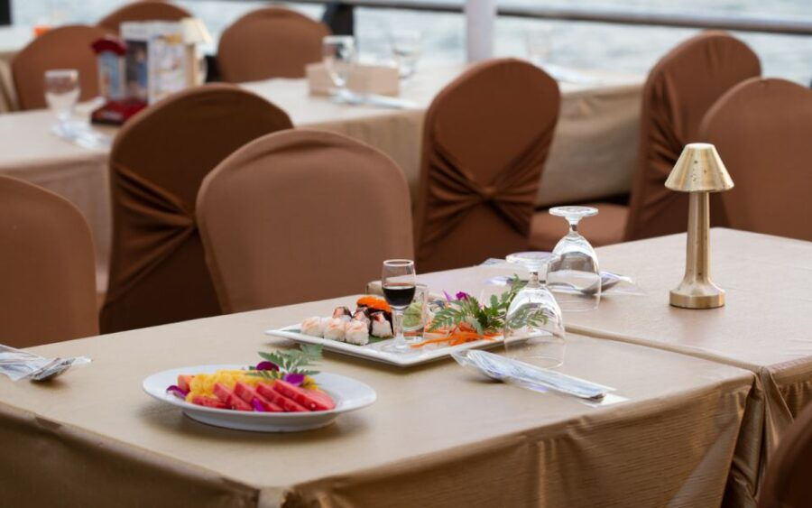 bangkok-grand-chao-phraya-dinner-cruise-with-live-show