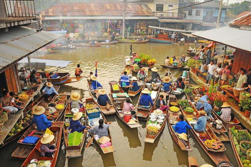 bangkok-maeklong-train-market-floating-market-day-tour