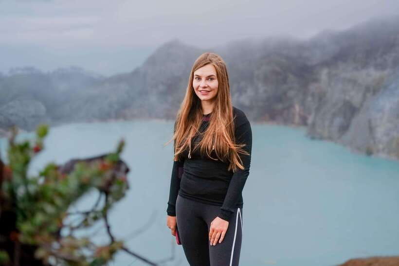 banyuwangi-bali-ijen-crater-bluefire-experience