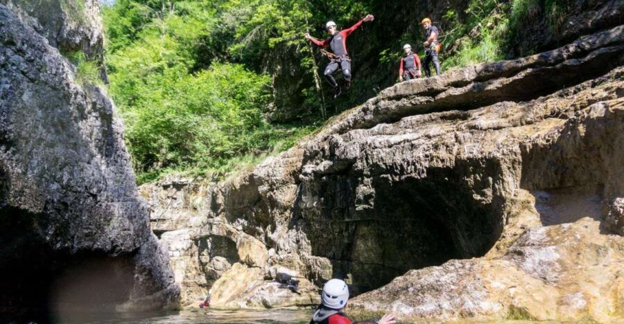 bavaria-schneizlreuth-canyoning-for-beginners