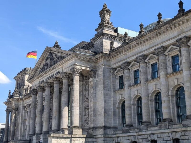 berlin-private-bike-tour-by-a-local-guide-in-danish-english