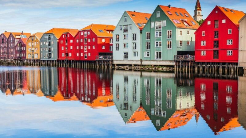 best-of-trondheim-private-walking-tour-with-a-local