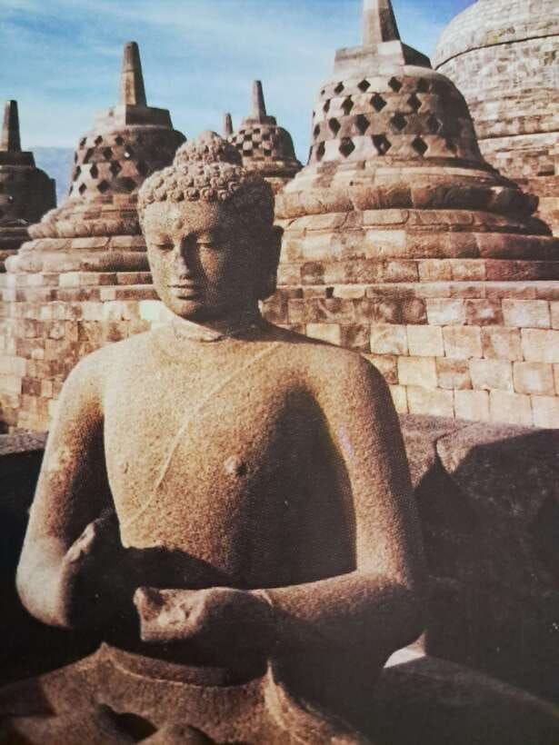 borobudur-and-prambanan-temple