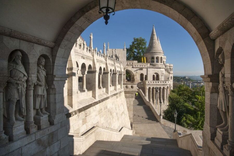 budapest-buda-castle-district-walking-tour
