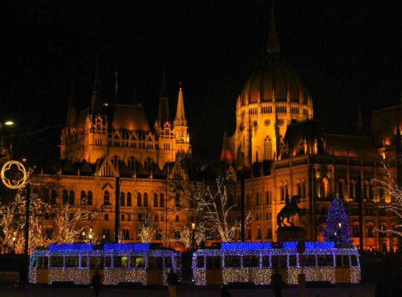 budapest-christmas-walking-tour-w-entry-to-basilica