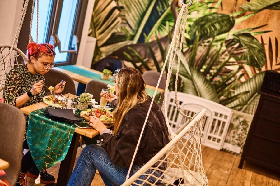 budapest-eggscuse-me-brunch-bistros-bottomless-offer