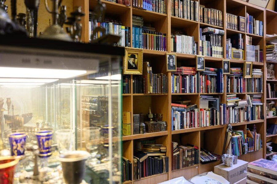 budapest-jewish-history-with-local-guide-synagogue-ticket