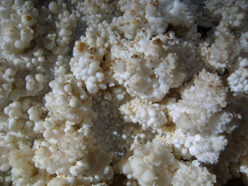 budapest-semlo-hill-pal-valley-caves-guided-walking-tour