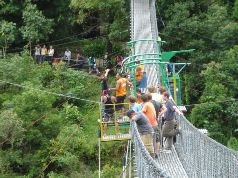 bungy-jump