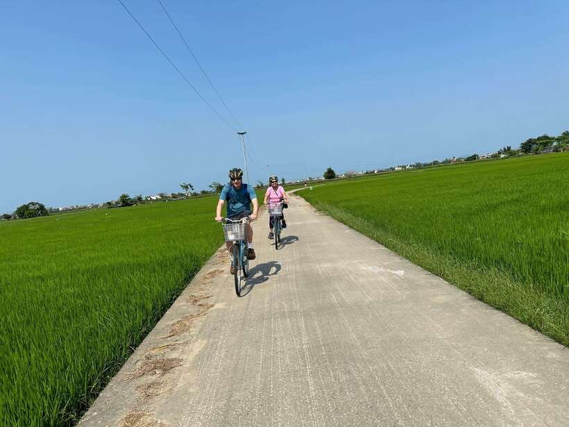 cooking-class-in-tra-que-village-and-lantern-making