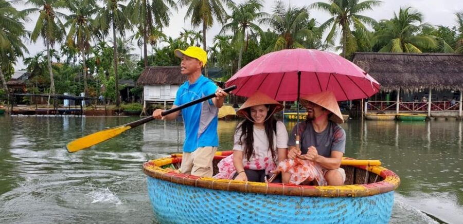 cooking-class-with-pho-and-coconut-basket-boat-tour