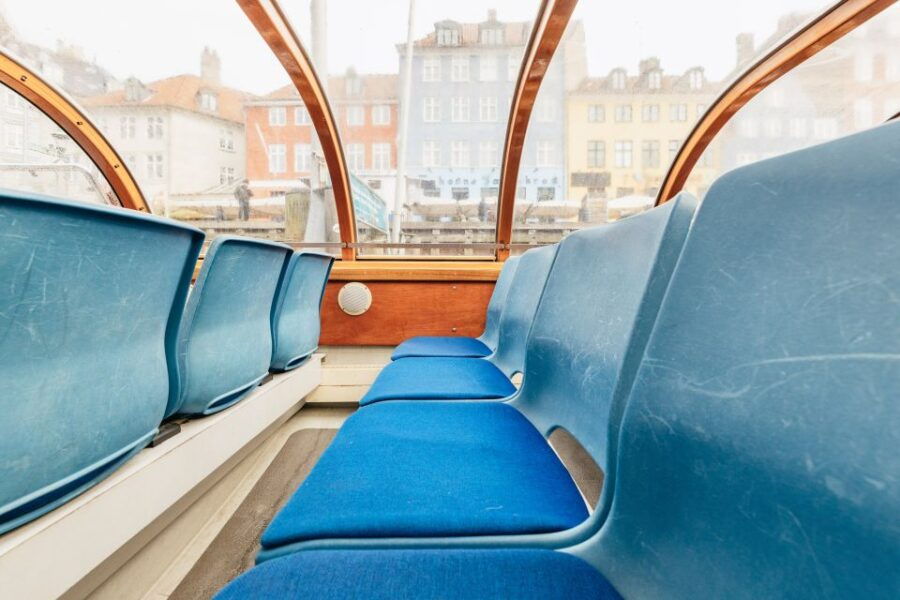 copenhagen-canal-cruise-with-guide