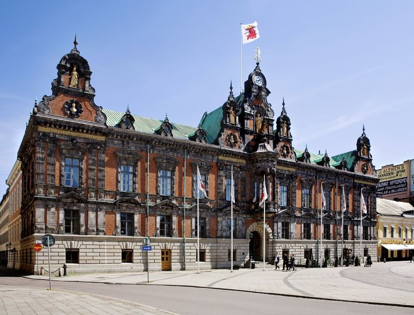 copenhagen-tour-across-the-oresund-bridge-to-lund-and-malmo