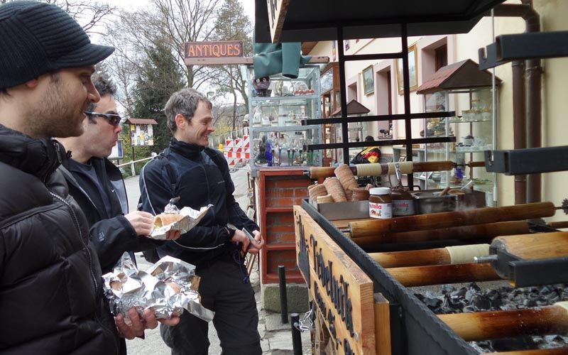 coutryside-bike-tour-to-karlstejn-castle