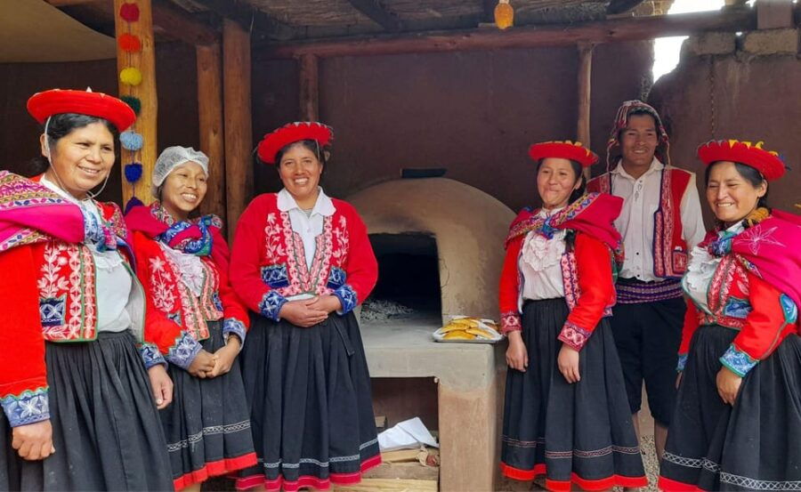 cusco-alpaca-therapy-and-healing-with-clay