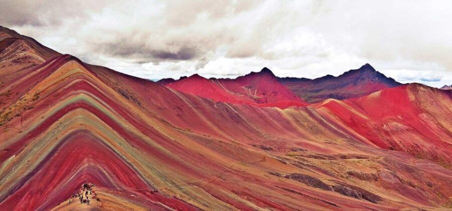 cusco-euphoria-mountain-of-7-andean-colors-full-day-tour
