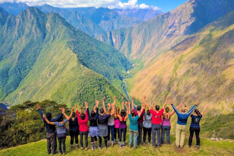 cusco-machu-picchu-4-day-inca-trail-trek-panoramic-train