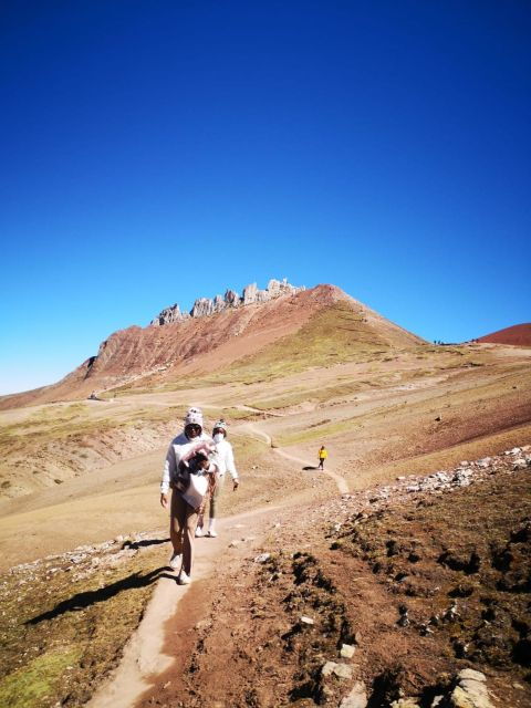 cusco-palccoyo-rainbow-mountain-1-day-trekking-trip