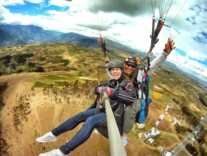 cusco-tandem-paragliding-in-the-sacred-valley-of-the-incas