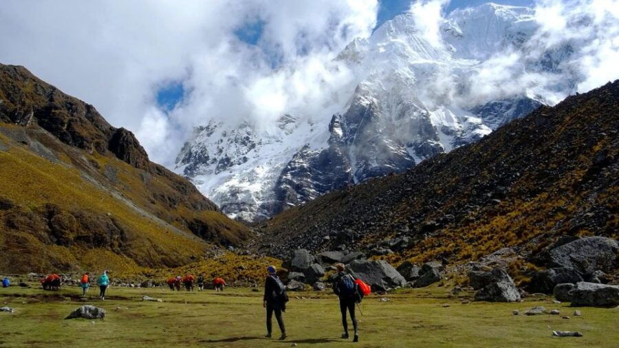 cusco-trek-to-humantay-lagoon-salkantay-2days
