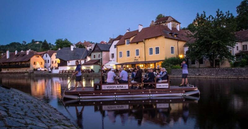 czech-krumlov-advent-wooden-raft-river-cruise