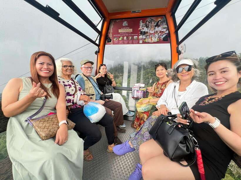 da-nang-ba-na-hills-with-golden-bridge-group-tour