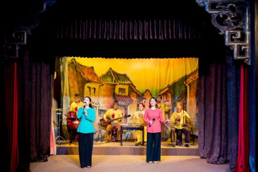 da-nang-hoi-an-tour-coconut-jungle-release-flower-lantern