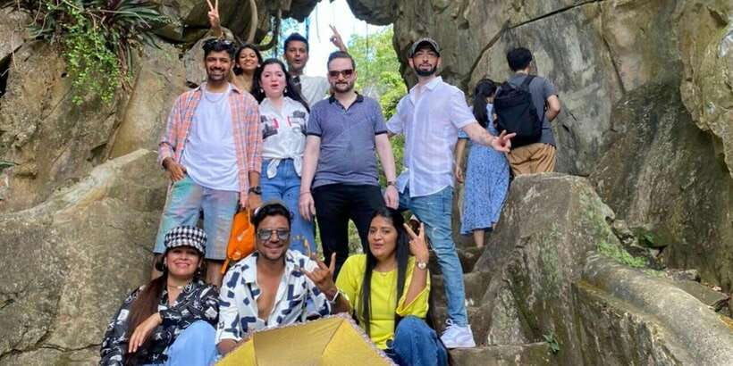 da-nang-linh-ung-pagoda-marble-mountain-and-hoi-an-tour-3